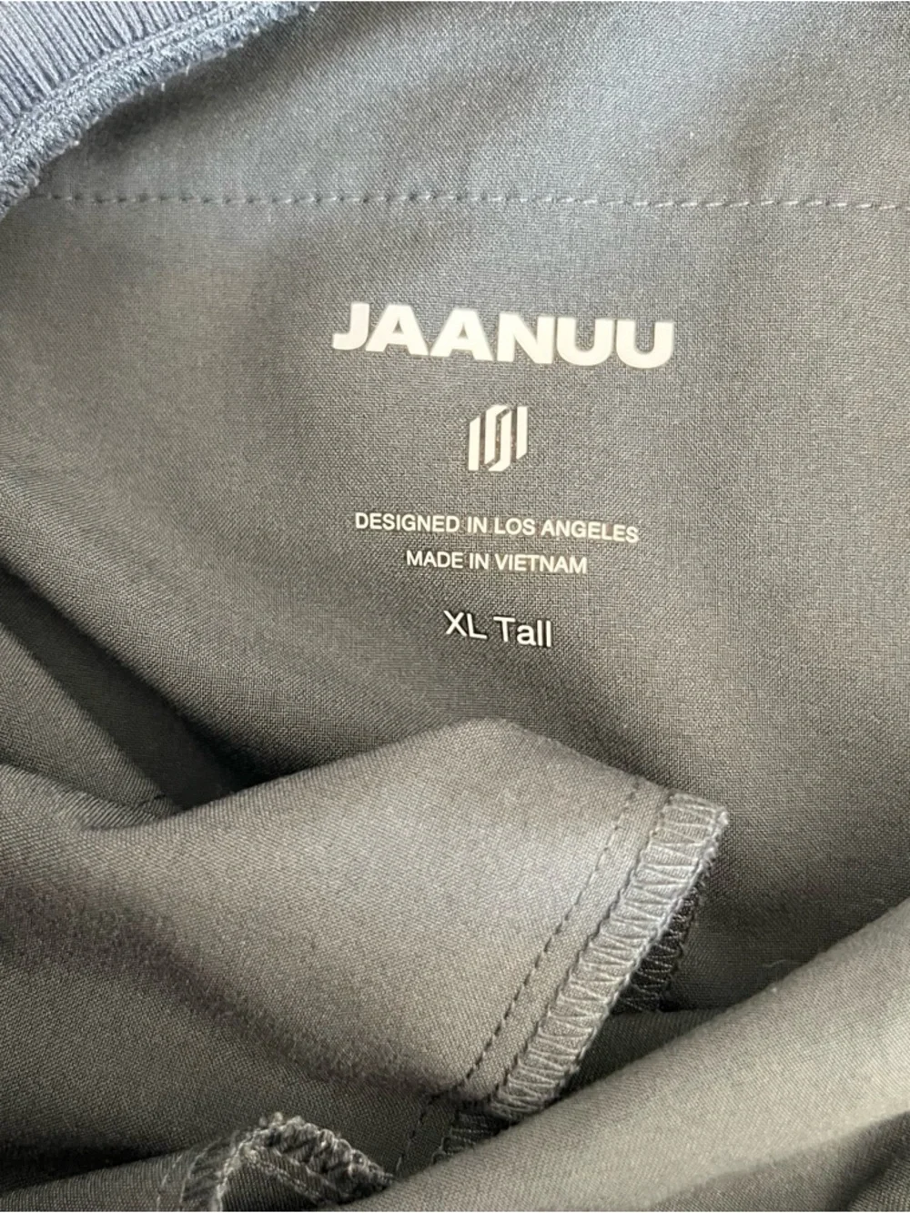 Jaanuu blue gray